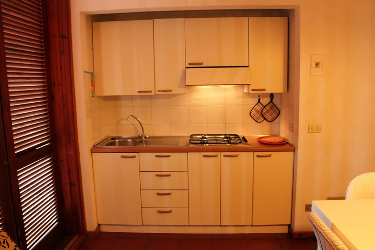 Residence Portolaconia Appartamenti Cannigione Room photo