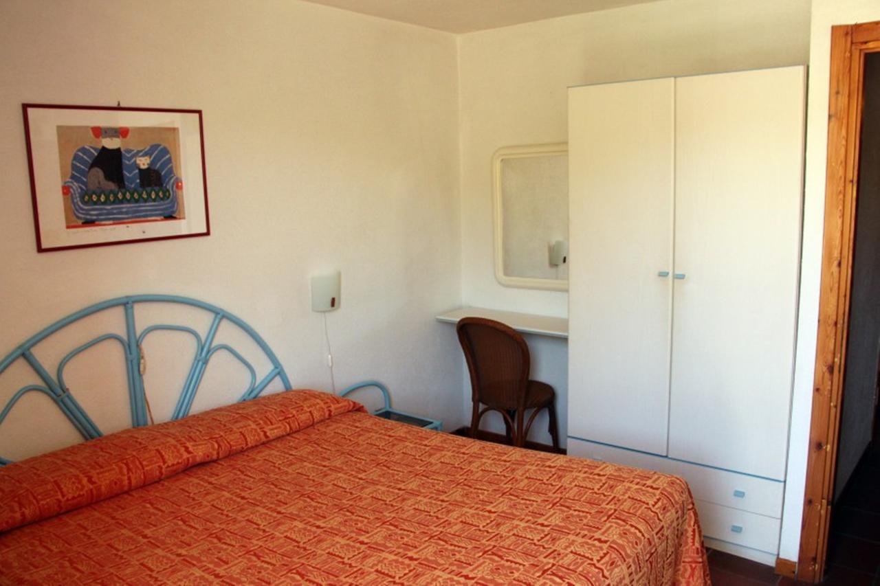 Residence Portolaconia Appartamenti Cannigione Exterior photo