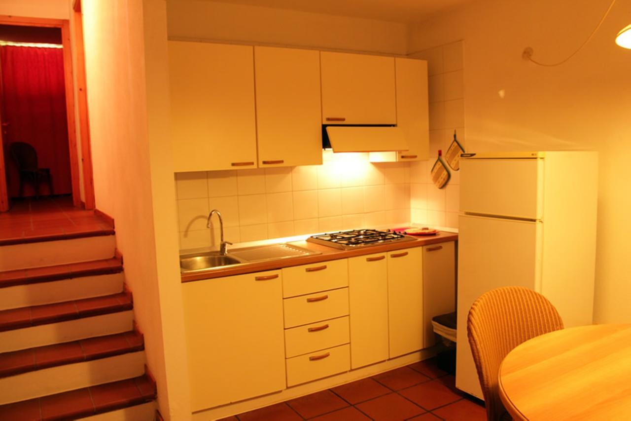 Residence Portolaconia Appartamenti Cannigione Room photo